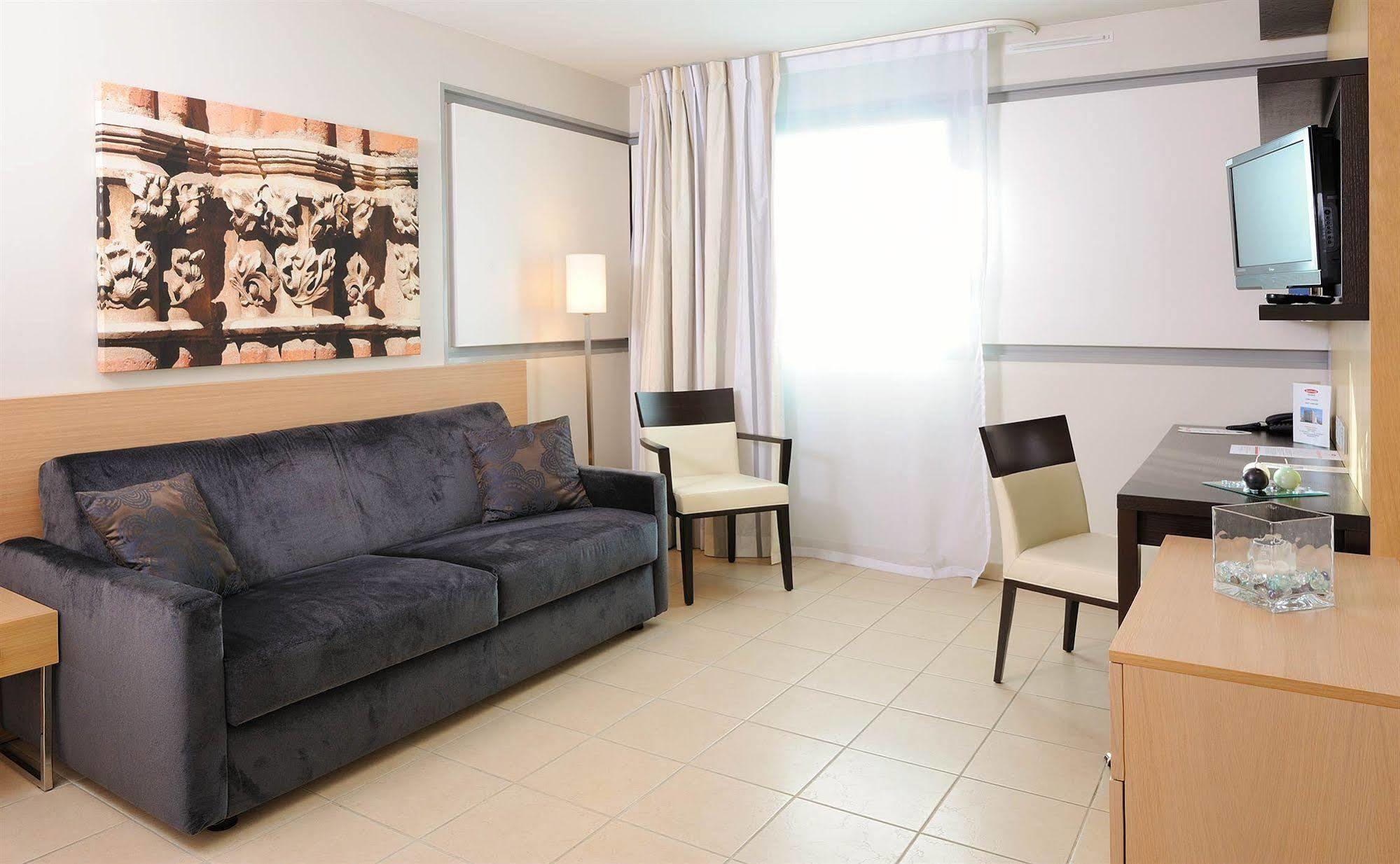 Residhome Toulouse Occitania Room photo